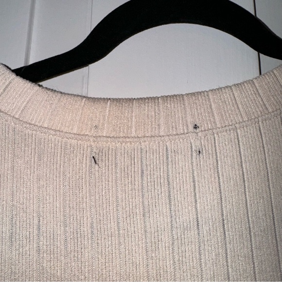 ✨forever 21+ taupe ribbed knit crop top✨ - Picture 6 of 7
